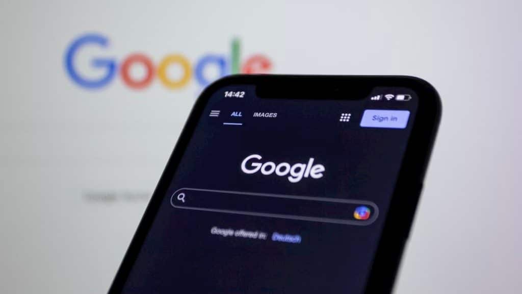 Time to buckle up? Google search for ‘altcoins’ nears all-time high