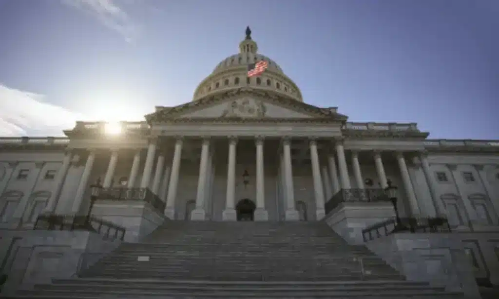 Banks, Crypto, and Washington Collide Again as CLARITY Talks Resume