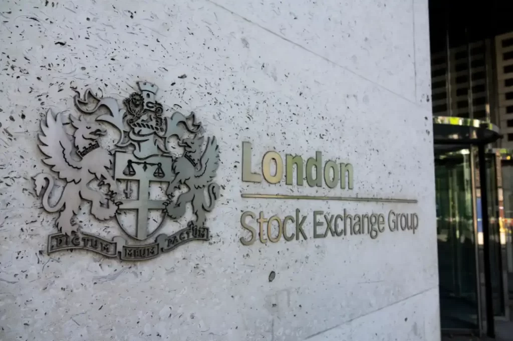 UK Investors Get Bitcoin & Gold Exposure in One Regulated Product