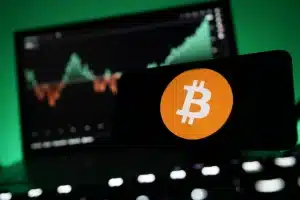 Bitcoin Fails at $79.5K, Triggers Market Pullback