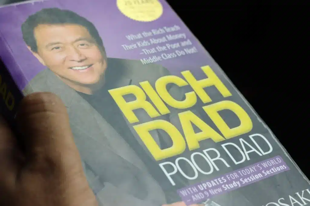 R. Kiyosaki Warns Smart Money Is Moving Into This Crypto Asset