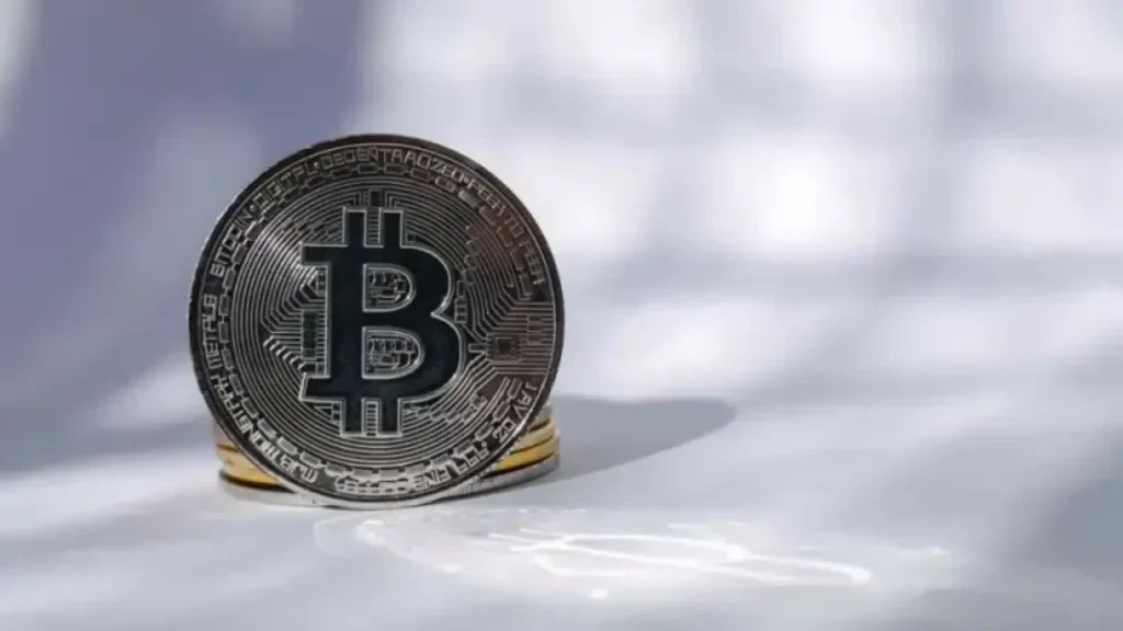 Bitcoin Loses the True Market Mean — The Next Move Could Be Crucial