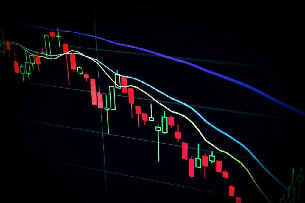 Bitcoin ETF Premiums and Discounts: The Cost Investors Miss When Comparing Fees